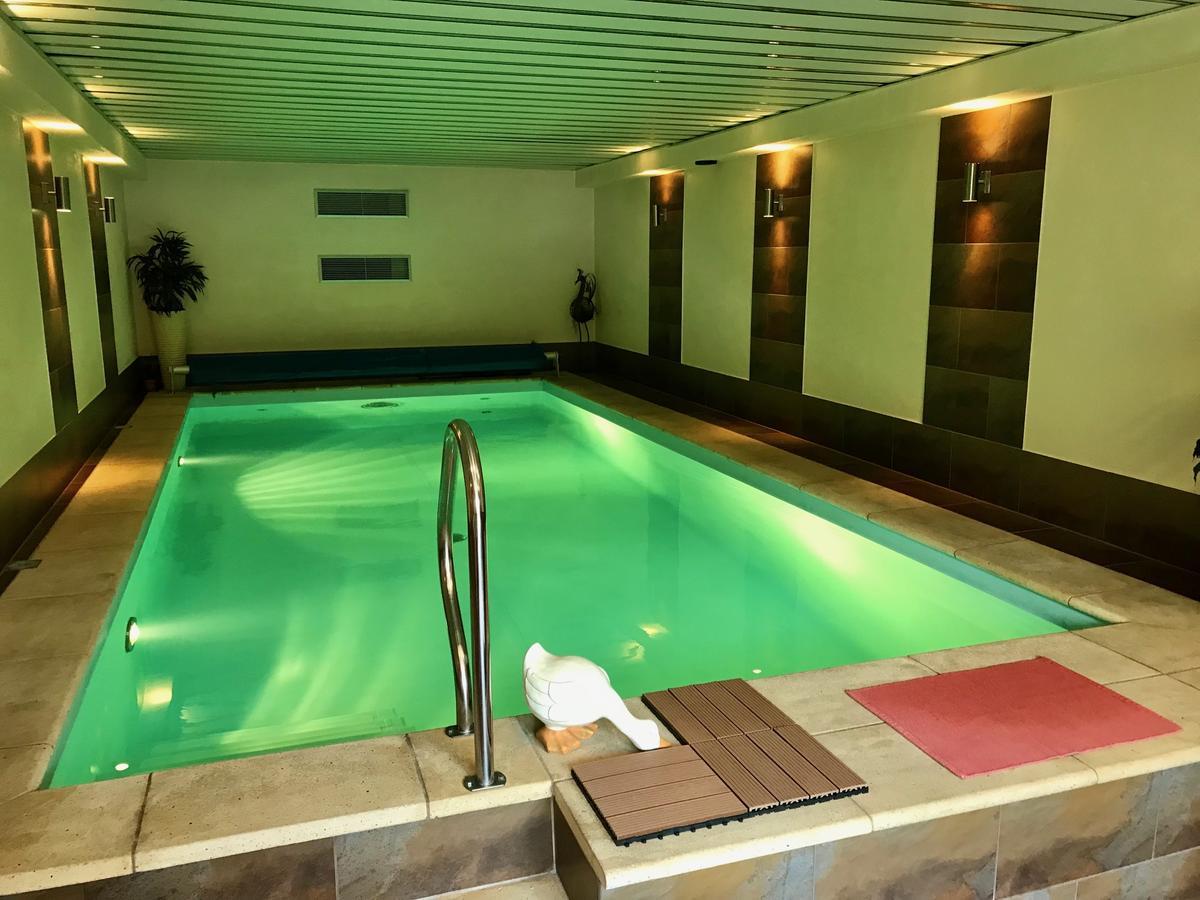Residenz Moselzauber - Ferienwohnungen Mit Pool Landschaft Ernst Zewnętrze zdjęcie